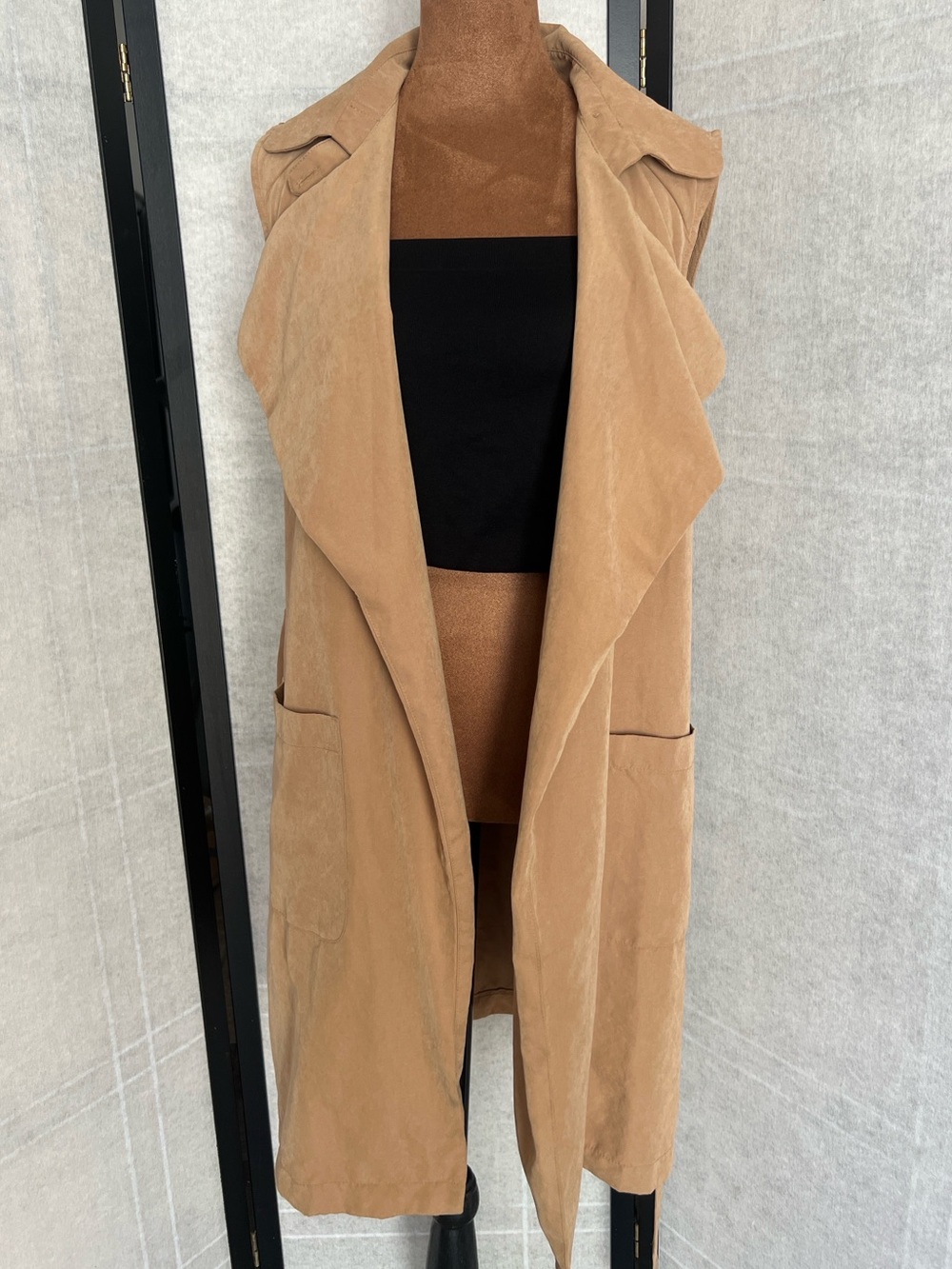 Timing Sleeveless Tie-Waist Trench Vest in Taupe
